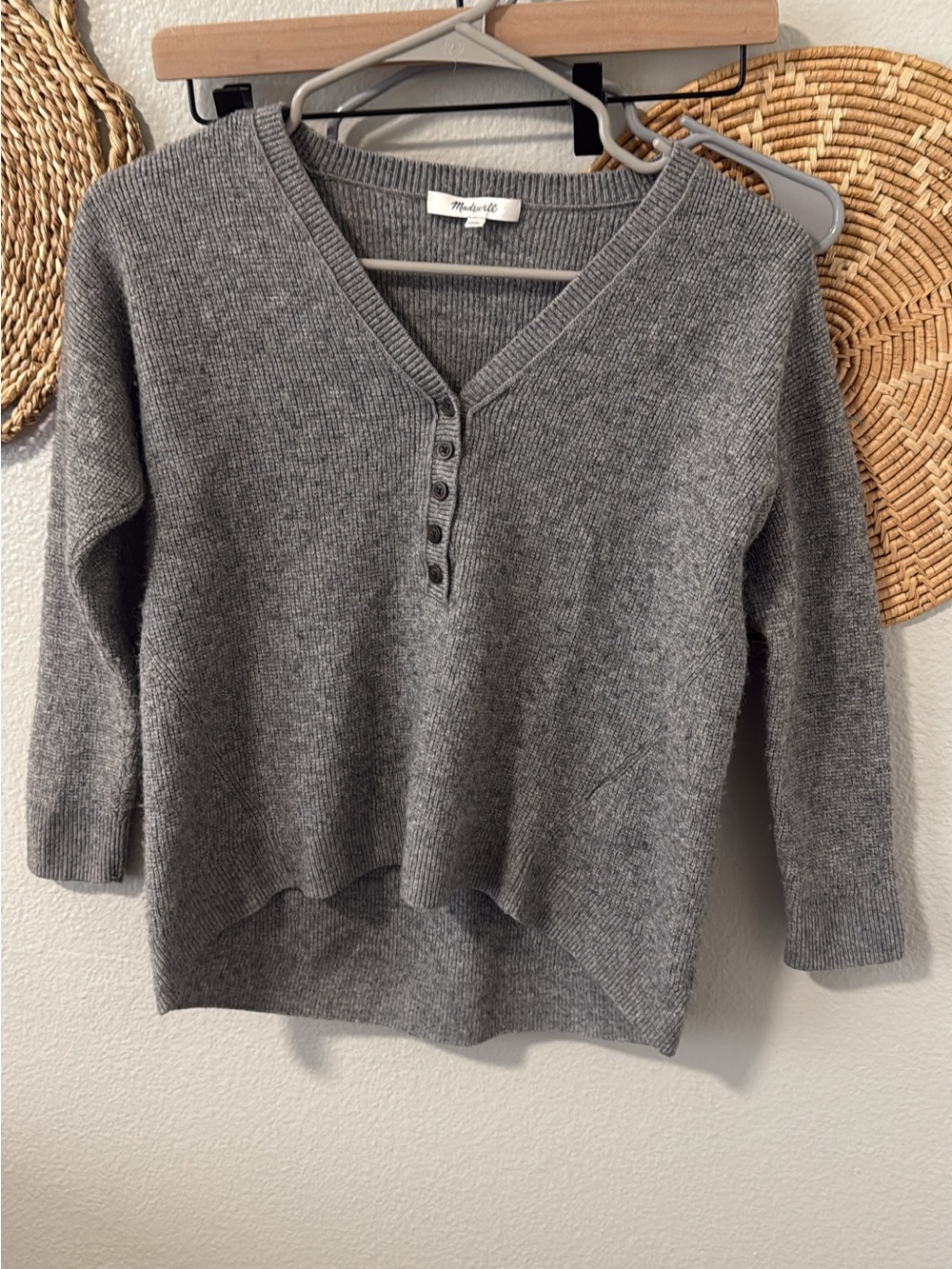 Madewell Heather Gray Ribbed V-Neck Henley Sweater